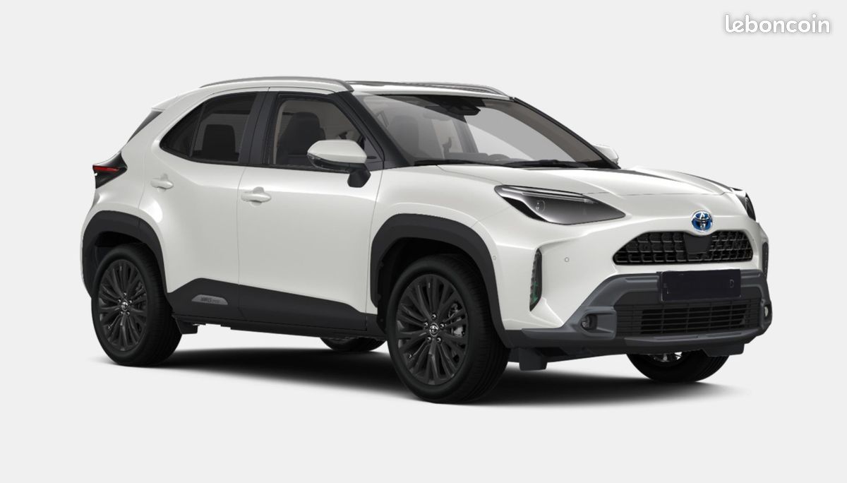 Toyota Yaris Cross Hybride — location voiture La Réunion